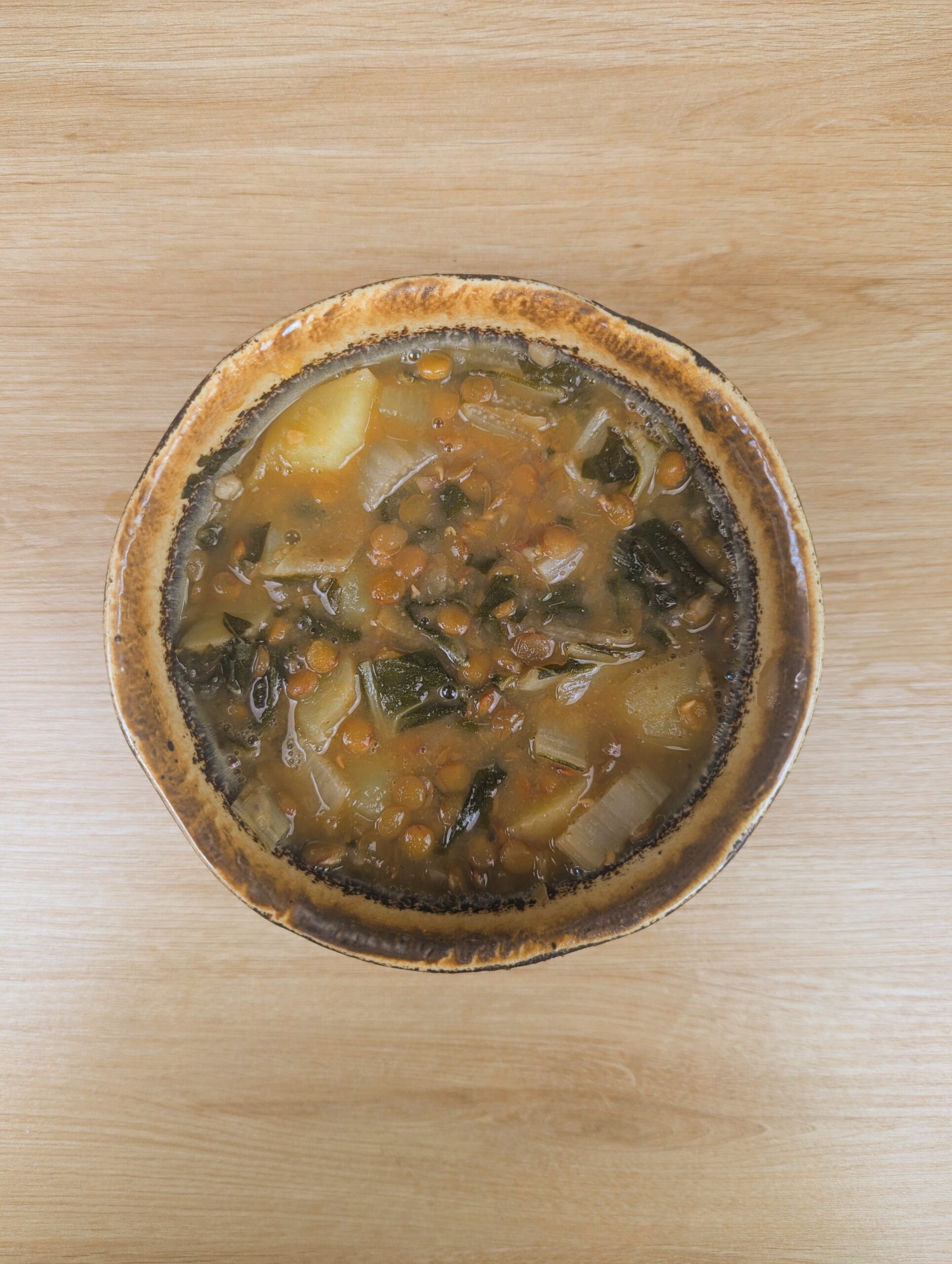 Aadas b Hamod (Lebanese Lemony Lentil Soup)